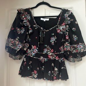 Hunter Bell top